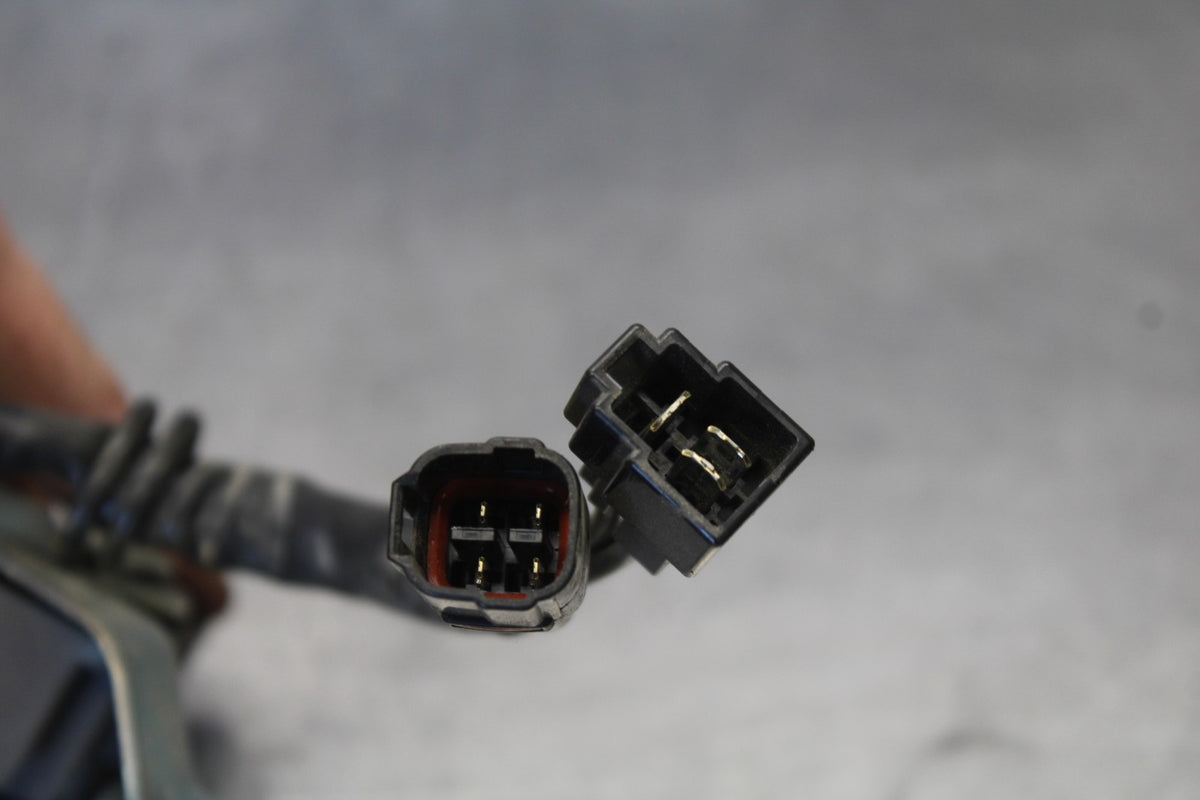 18 SUZUKI GSXR750 RECTIFIER VOLTAGE REGULATOR BB891