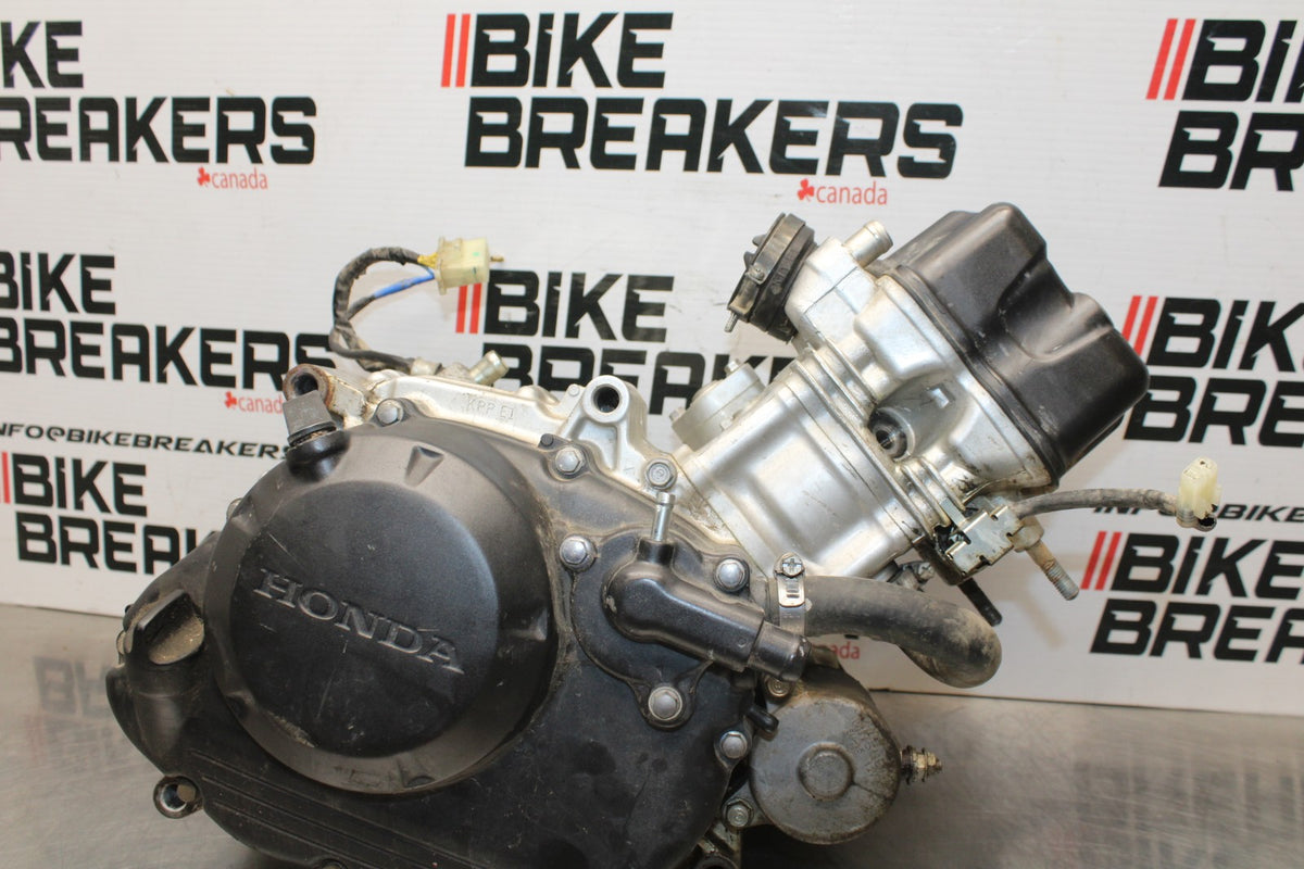 08 HONDA CBR125R ENGINE MOTOR BB804