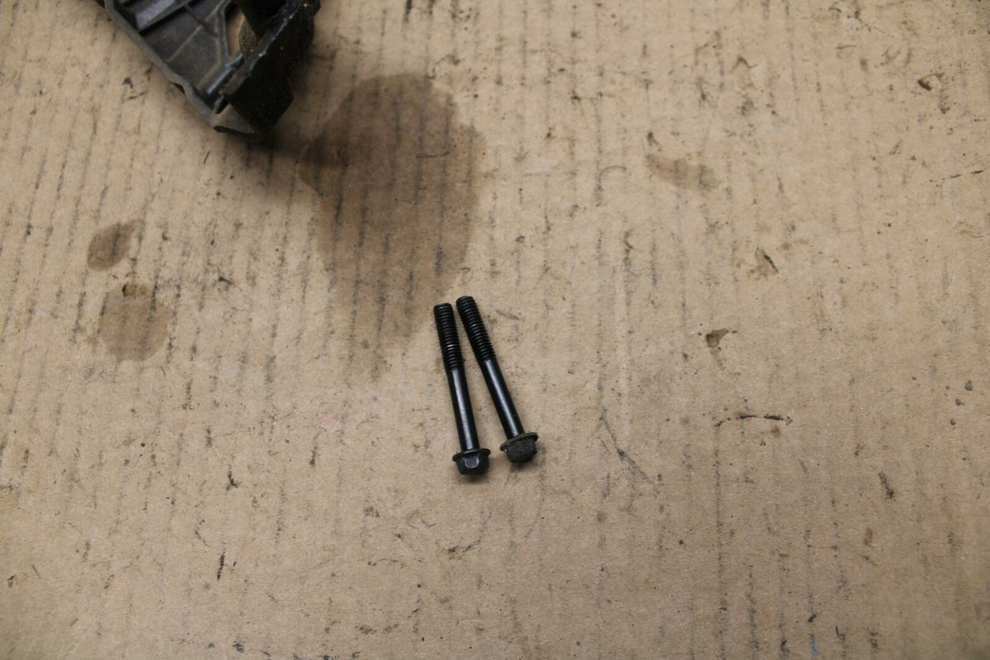 15 KAWASAKI NINJA 300 EX300 ABS ENGINE SPROCKET COVER BB395