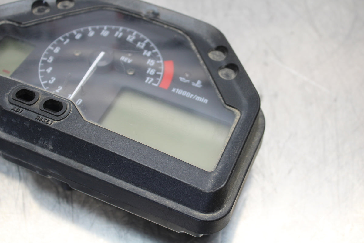 05-06 HONDA CBR600RR SPEEDO TACH GAUGES CLUSTER SPEEDOMETER TACHOMETER BB149