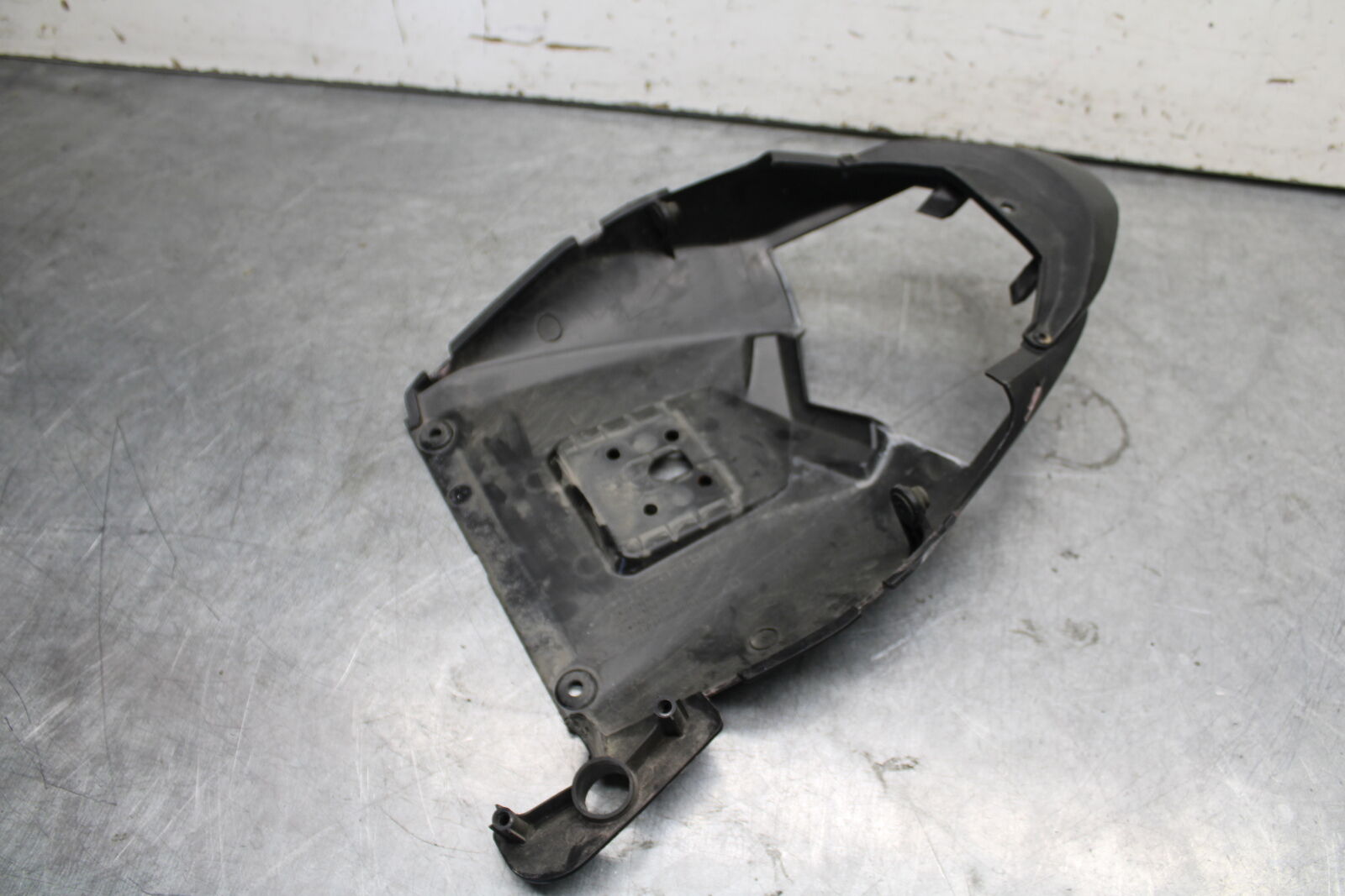 09-12 KAWASAKI NINJA ZX6R REAR TAILLIGHT BRAKE LIGHT TRIM BB640