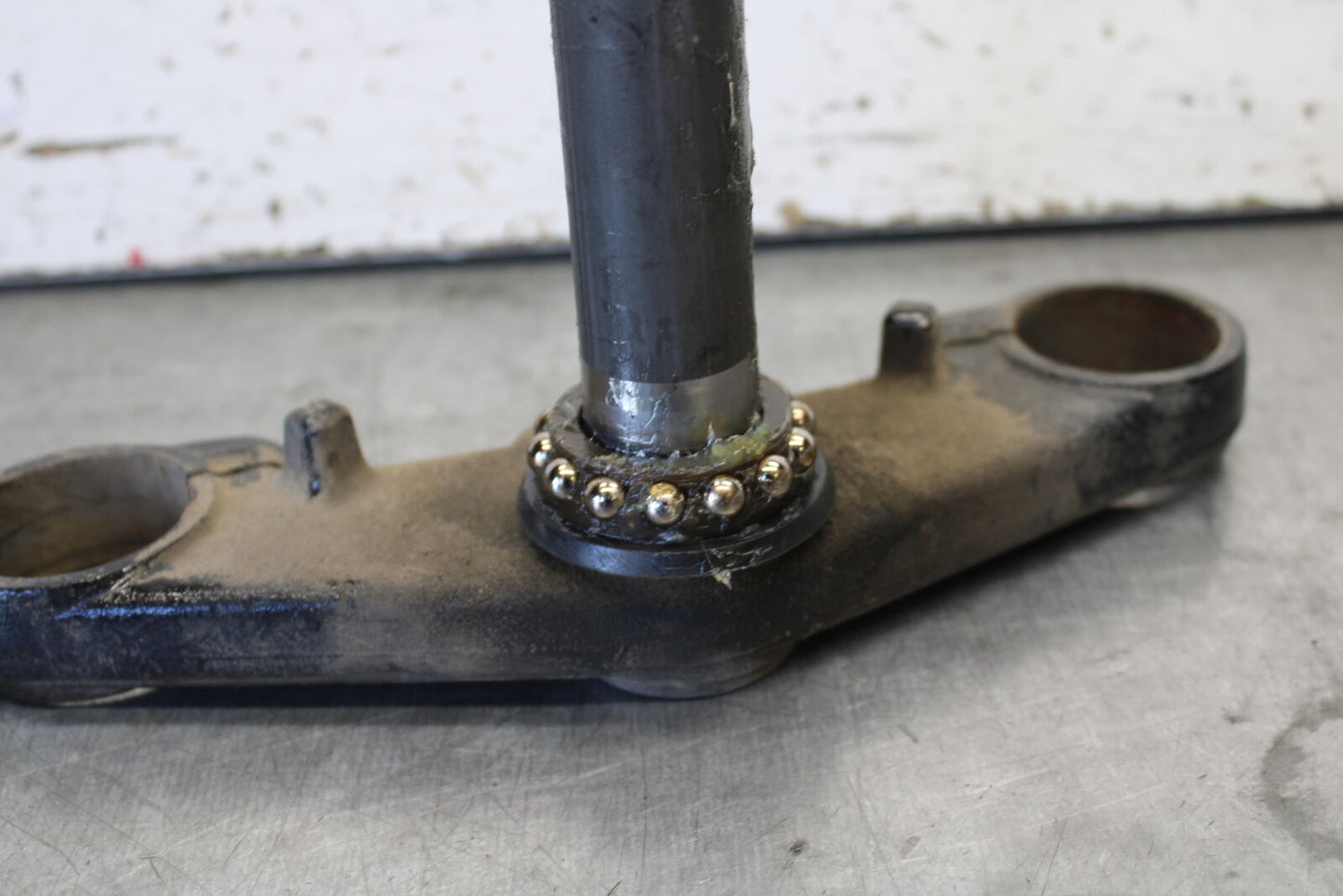 07-09 YAMAHA FZ6 FRONT FORKS CLAMP LOWER TRIPLE TREE STEM BB713