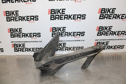 18-23 KAWASAKI NINJA 400 EX400 ABS REAR BACK DRIVE CHAIN GUARD SHIELD BB177