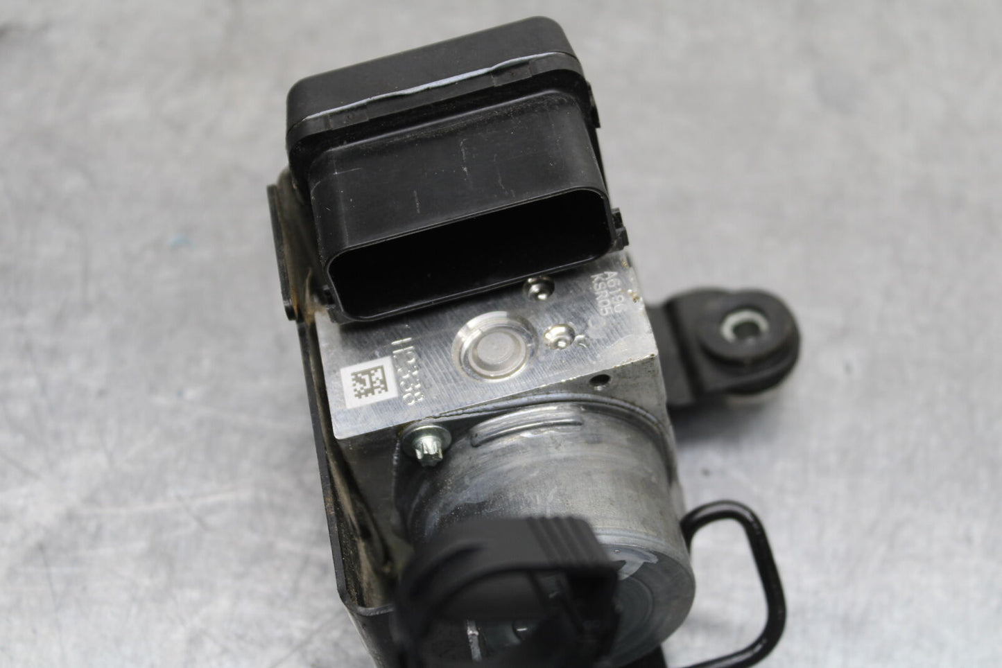 13-17 KAWASAKI NINJA ZX6R ZX636E ABS PUMP UNIT MODULE BB735