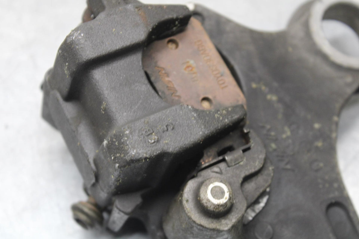 05 YAMAHA YZF R6S REAR BACK BRAKE CALIPER W MOUNT BRACKET BB95