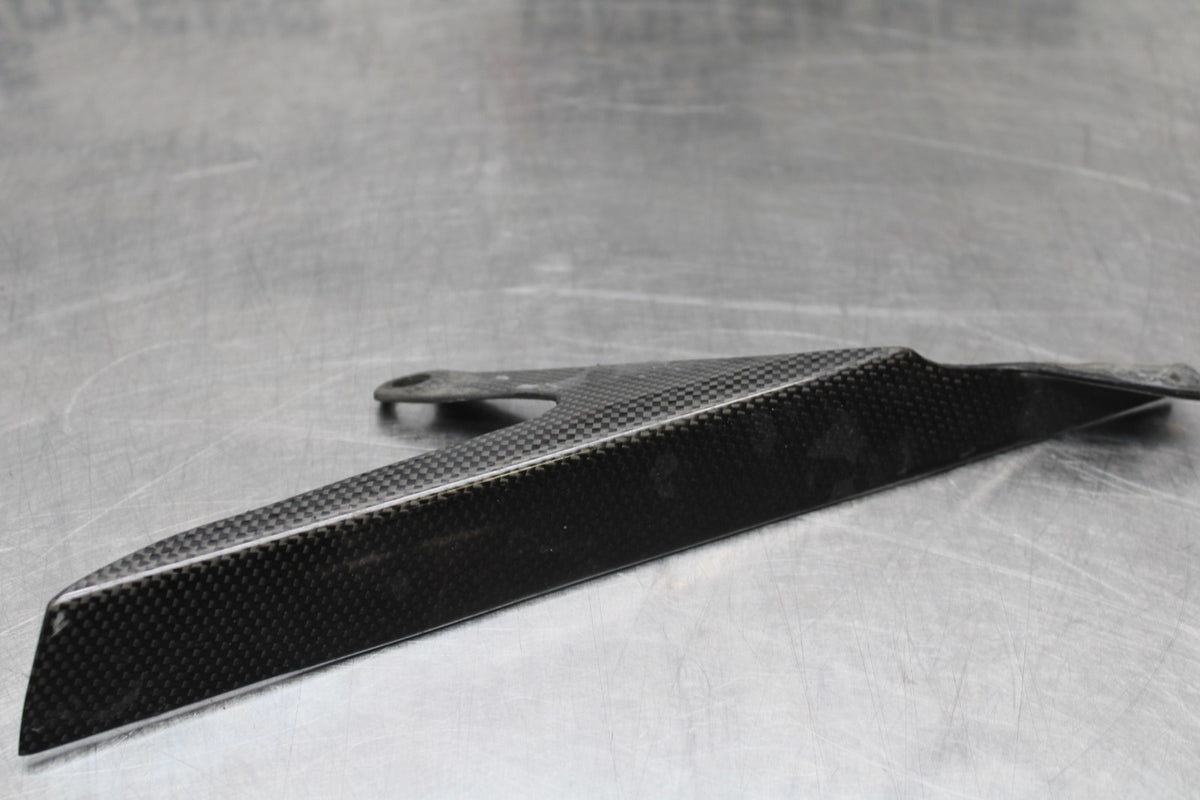 18 YAMAHA YZF R1  CARBON FIBER REAR BACK DRIVE CHAIN GUARD COVER SHIELD BB838