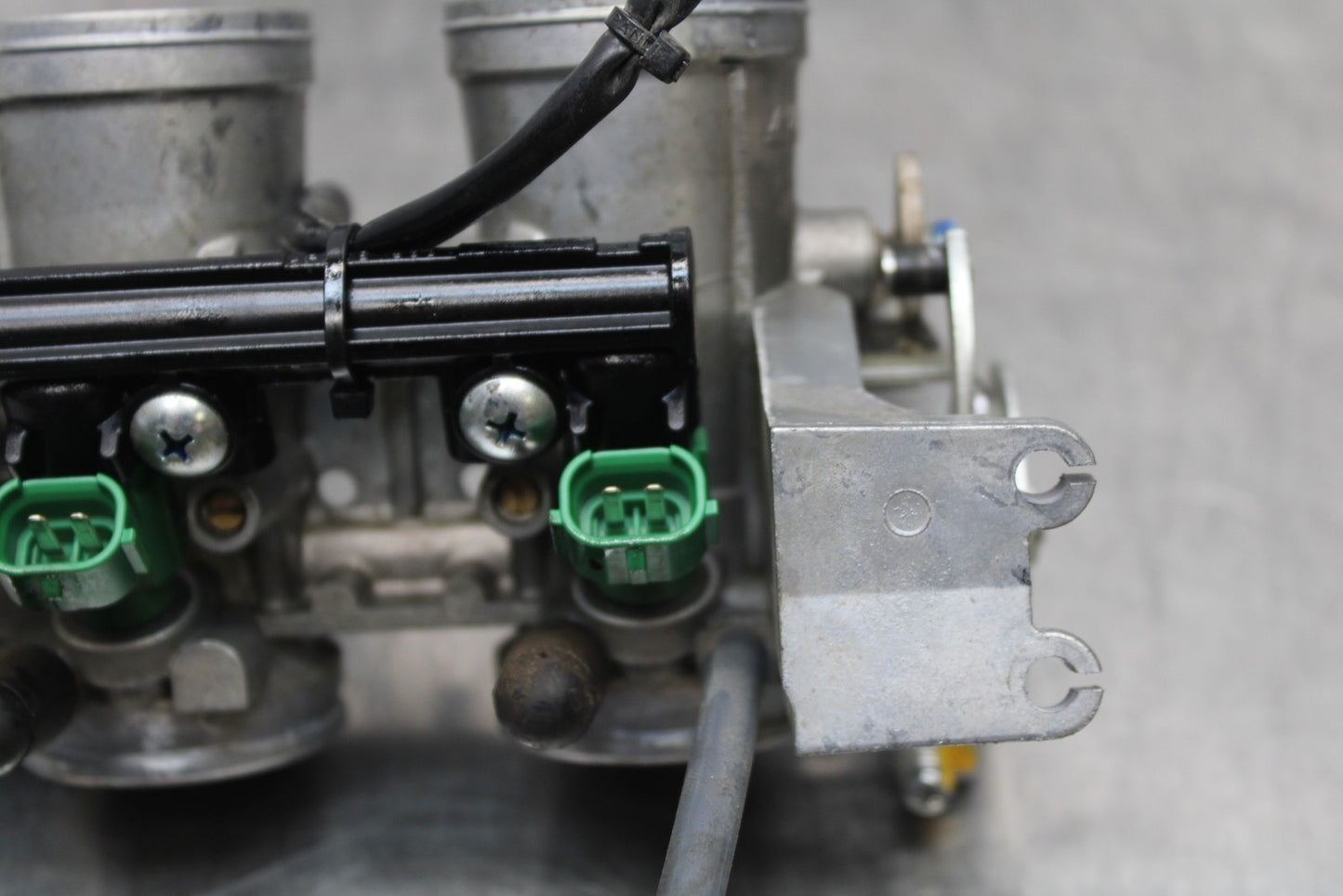 13-17 KAWASAKI NINJA 300 EX300 ABS MAIN FUEL INJECTORS / THROTTLE BODIES BB187