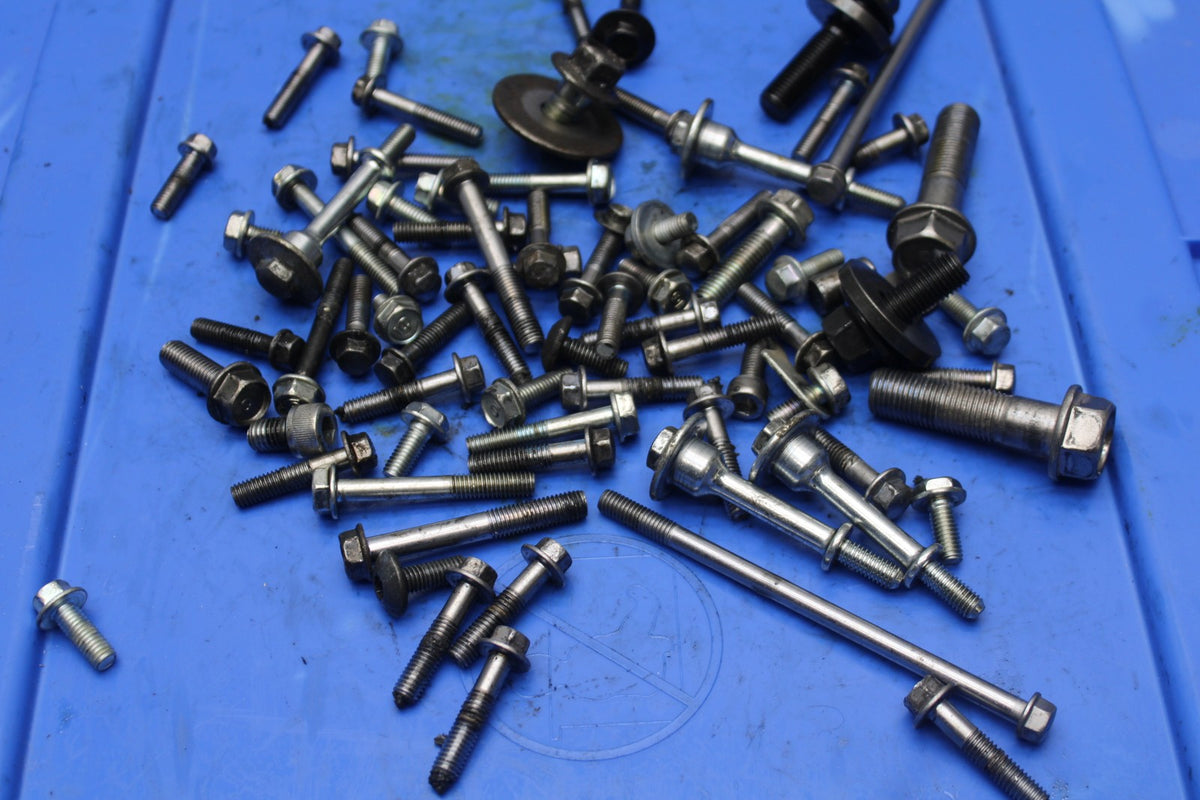 08-09 HONDA CBR1000RR ENGINE MOUNTING BOLTS HARDWARE MOTOR SCREWS BB128