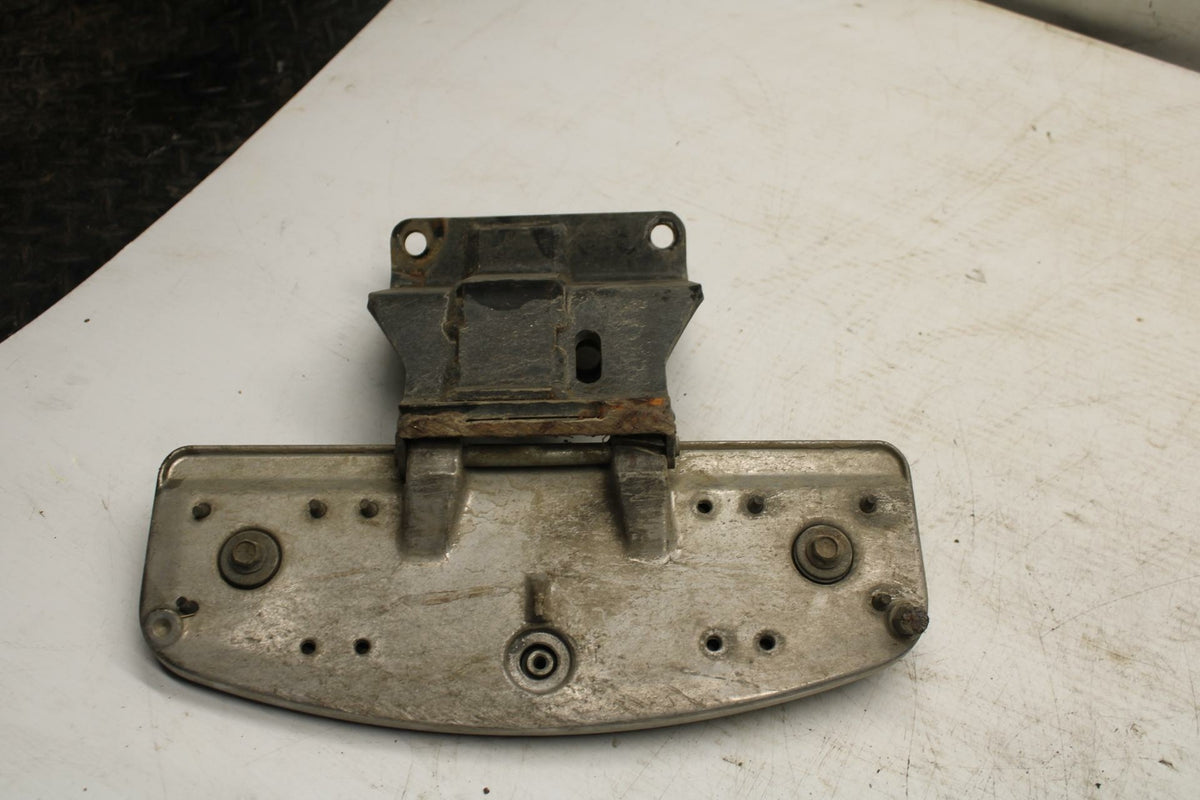 98-04 SUZUKI INTRUDER 1500 VL1500 REAR PASSENGER FOOT STEP PEG BB359