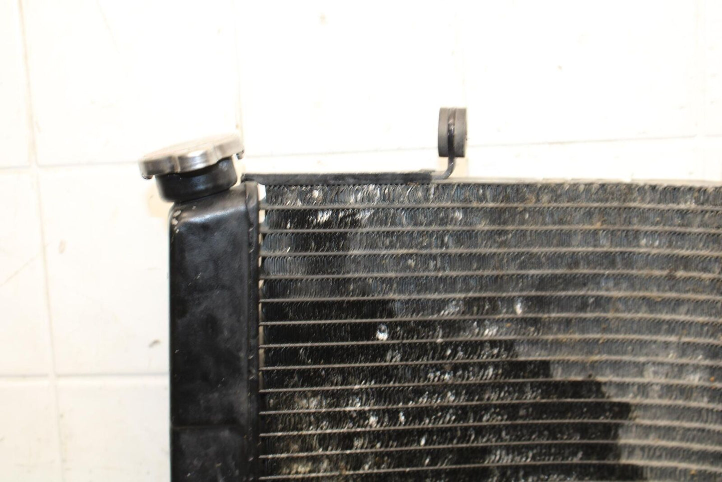 2001 Suzuki GSXR750 ENGINE RADIATOR MOTOR COOLER COOLING RADIATER BB553