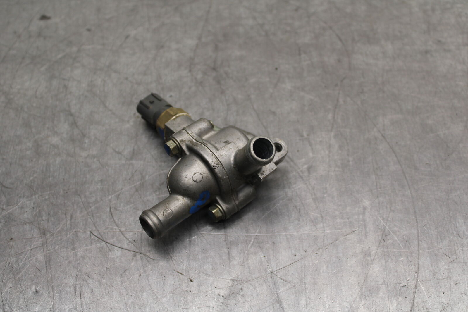 08 HONDA CBR125R THERMOSTAT W HOUSING ASSEMBLY BB114