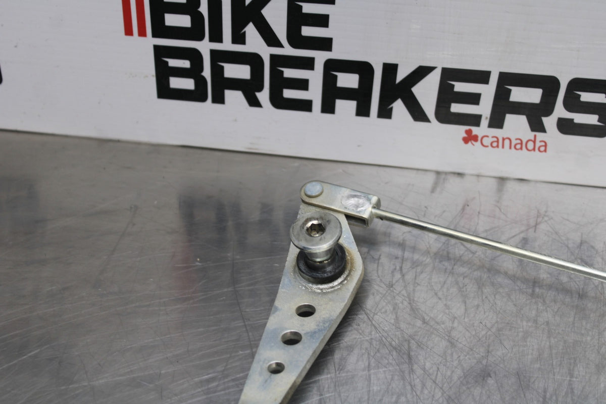 15 SUZUKI BOULEVARD C50 REAR BACK BRAKE LINK LINKAGE BB775