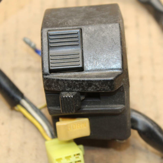 89 SUZUKI GSXR1100 K LEFT CLIP ON HANDLE  SIGNALS SWITCH SWITCHES BB02