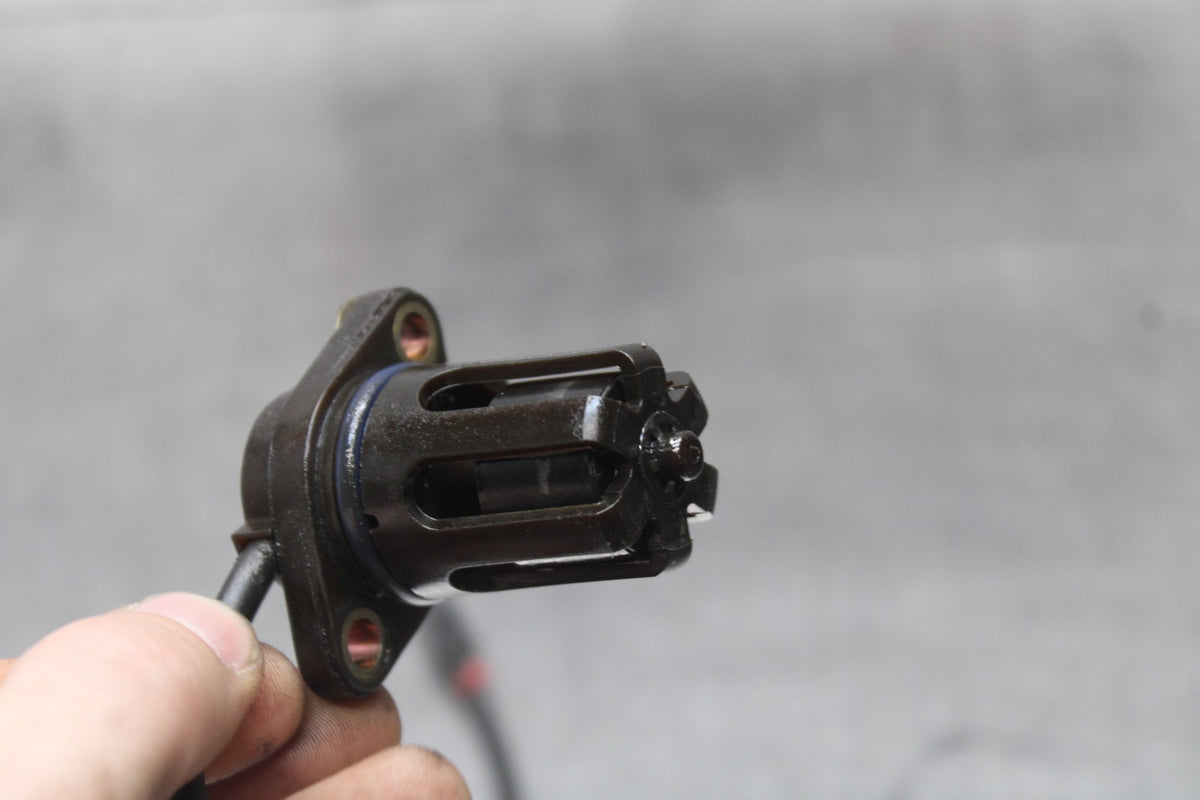 06-07 YAMAHA YZF R6 OIL LEVEL GAUGE SENSOR BB802