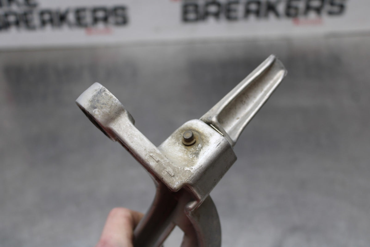 00 SUZUKI GSXR750 RIGHT REAR BACK PASSENGER PEG BB820