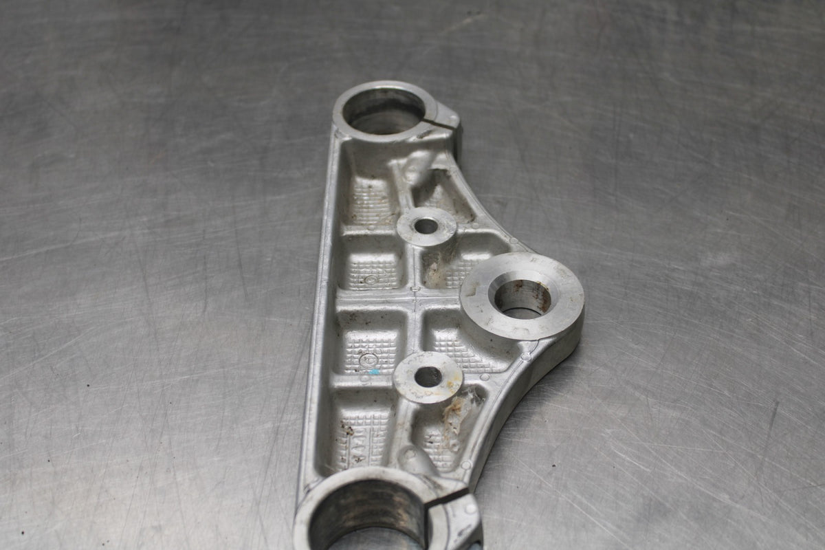 02 KAWASAKI VULCAN 800 VN800B CLASSIC FORKS UPPER TRIPLE TREE CLAMP BB862