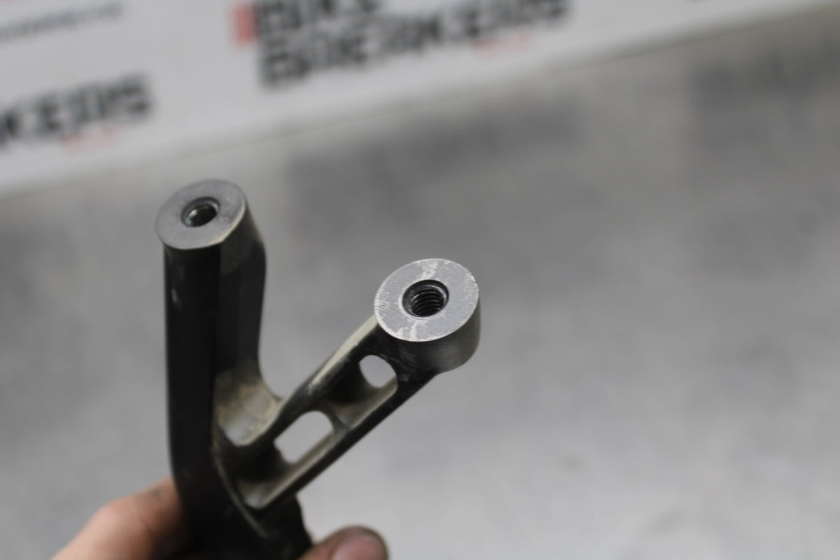 22-25 YAMAHA YZF R7 LEFT REAR BACK PASSENGER PEG BB769