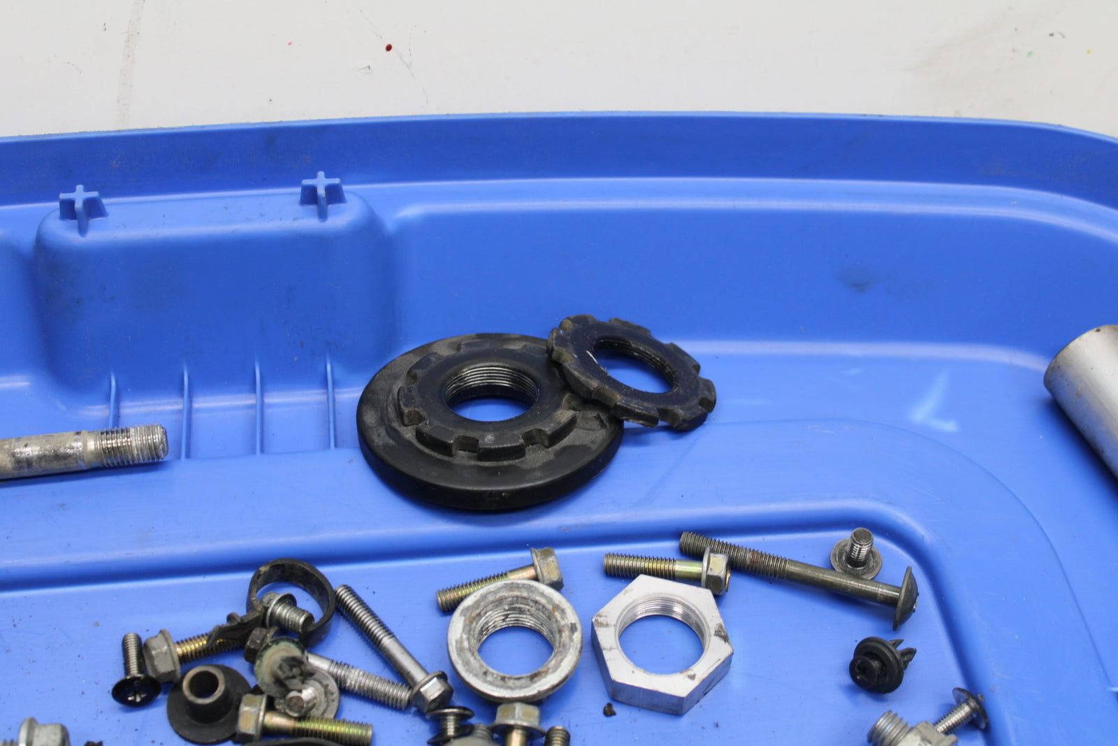 00-02 KAWASAKI NINJA ZX6R MOUNTING BOLTS HARDWARE MOTOR SCREWS BB750