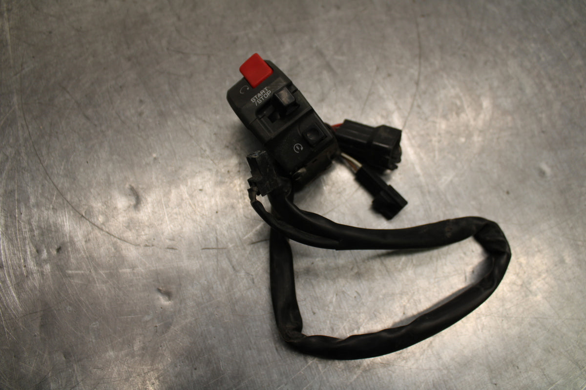 06-07 KAWASAKI NINJA ZX10R RIGHT CLIP ON KILL OFF START SWITCH SWITCHES  BB115