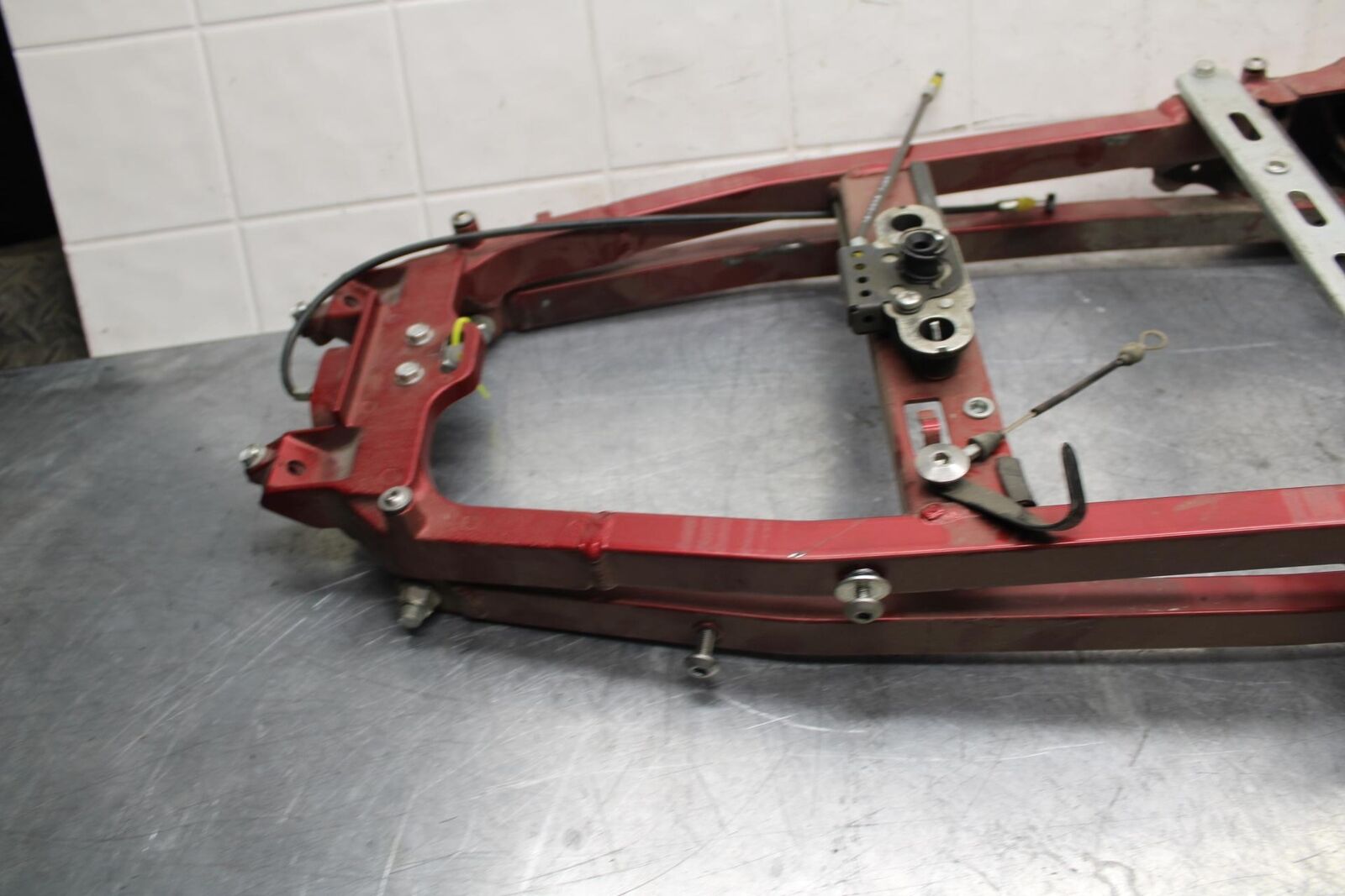 08-09 KAWASAKI NINJA ZX14R REAR SUBFRAME BACK SUB FRAME BB73