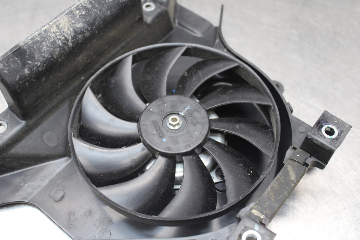 24 KAWASAKI NINJA 500 ABS ENGINE RADIATOR COOLING FAN BB818