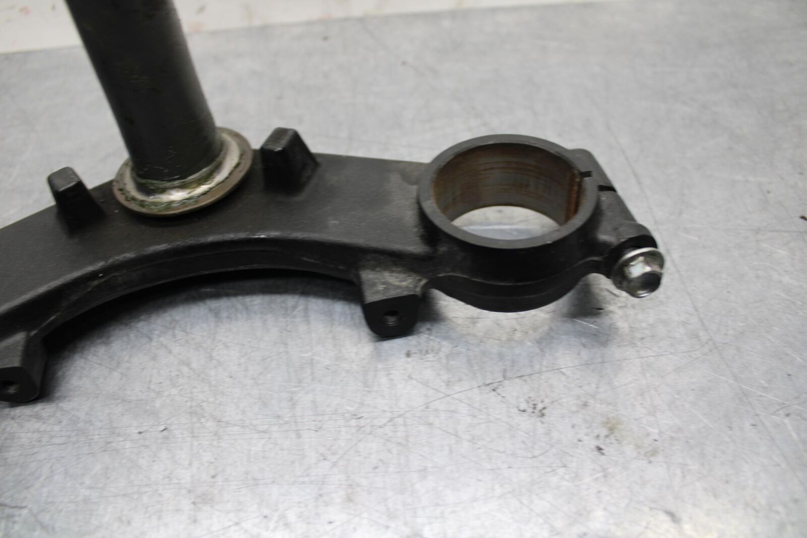 17-20 KAWASAKI Z125 PRO FRONT FORKS CLAMP LOWER TRIPLE TREE STEM BB74