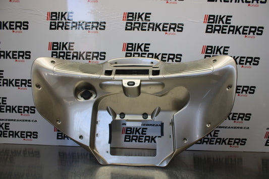 09 YAMAHA ROYAL STAR XVZ1300TF VENTURE FRONT UPPER FAIRING NOSE COWL BB151