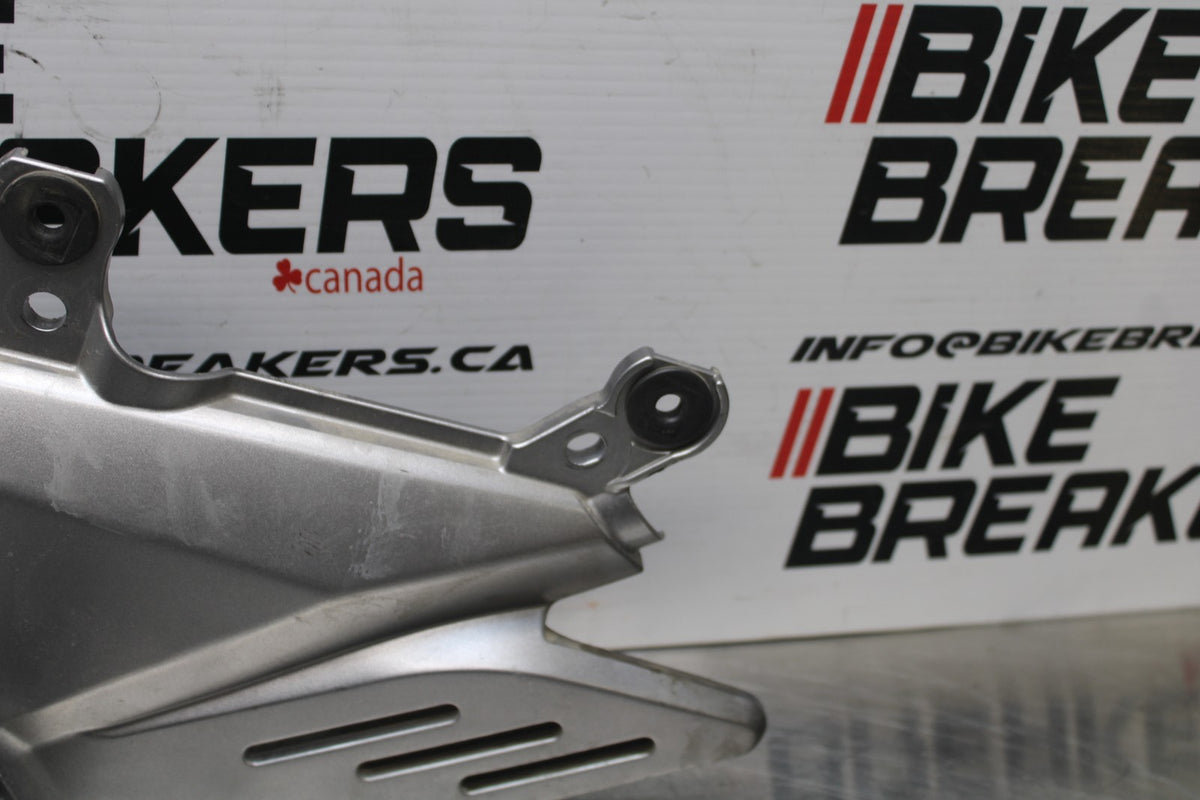 15 SUZUKI GW250F LEFT REARSET REAR SET FOOT PEG W SHIFTER BB789