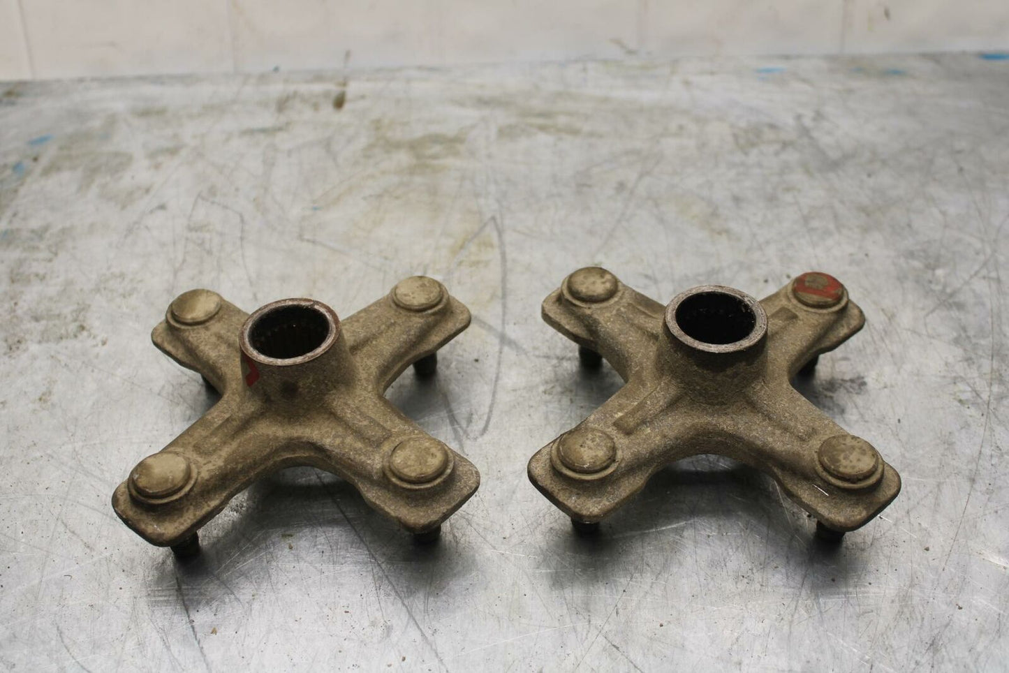 06-20 YAMAHA RAPTOR 700 YFM700R REAR BACK WHEEL RIGHT LEFT HUBS HUB SET BB414