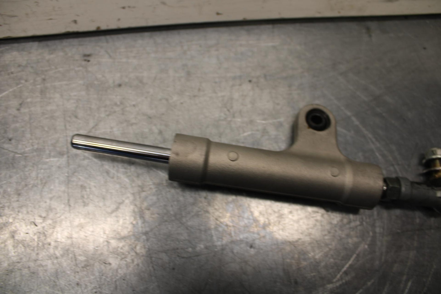 01 SUZUKI GSXR1000 STEERING DAMPER STABILIZER 51750-40F10 BB100
