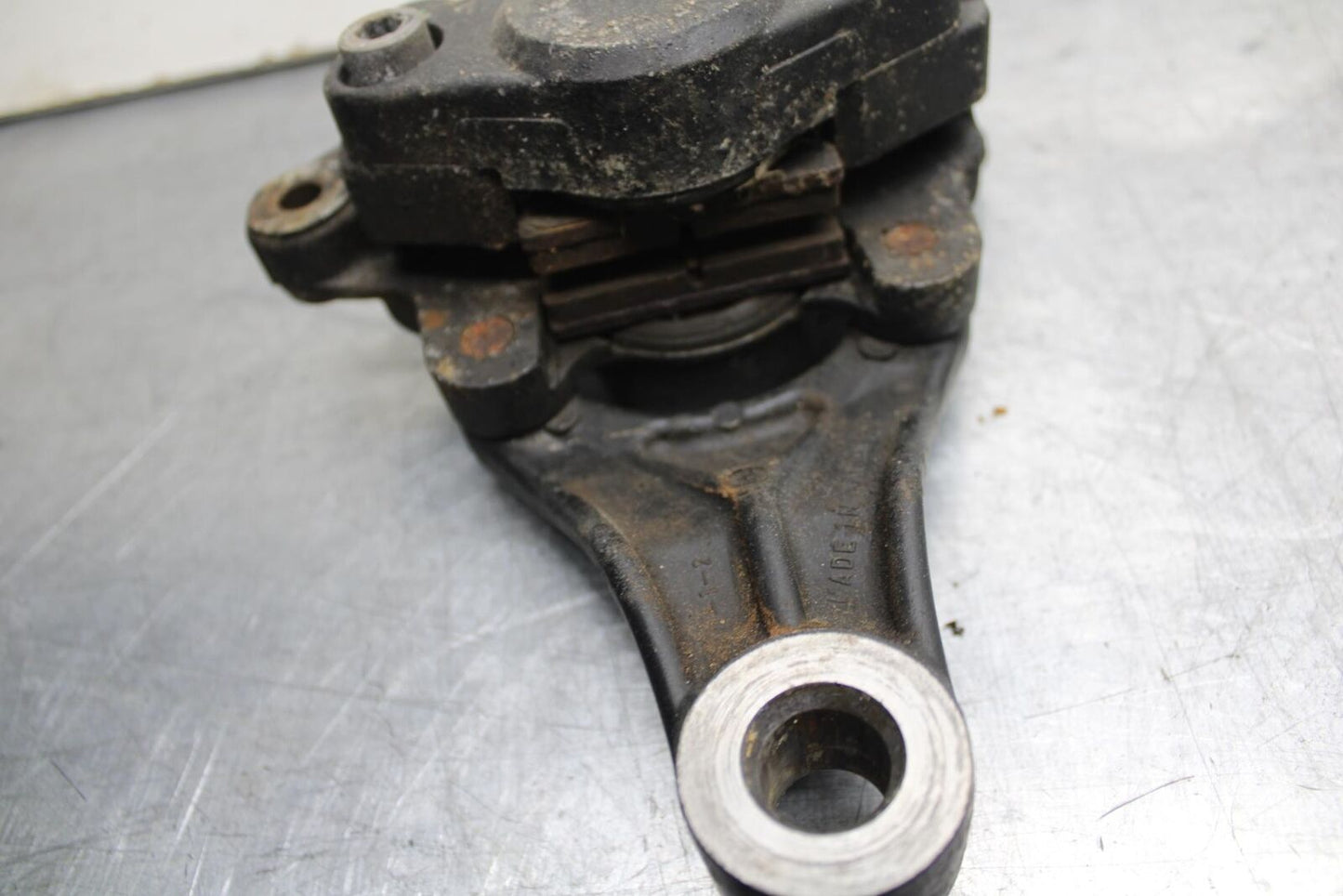 80-81 SUZUKI GS1000G REAR BACK BRAKE CALIPER W MOUNT BRACKET BB91