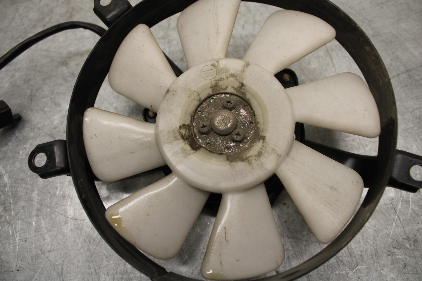 2001 Kawasaki Ninja ZX6 ZX600E ENGINE RADIATOR COOLING FAN BB547