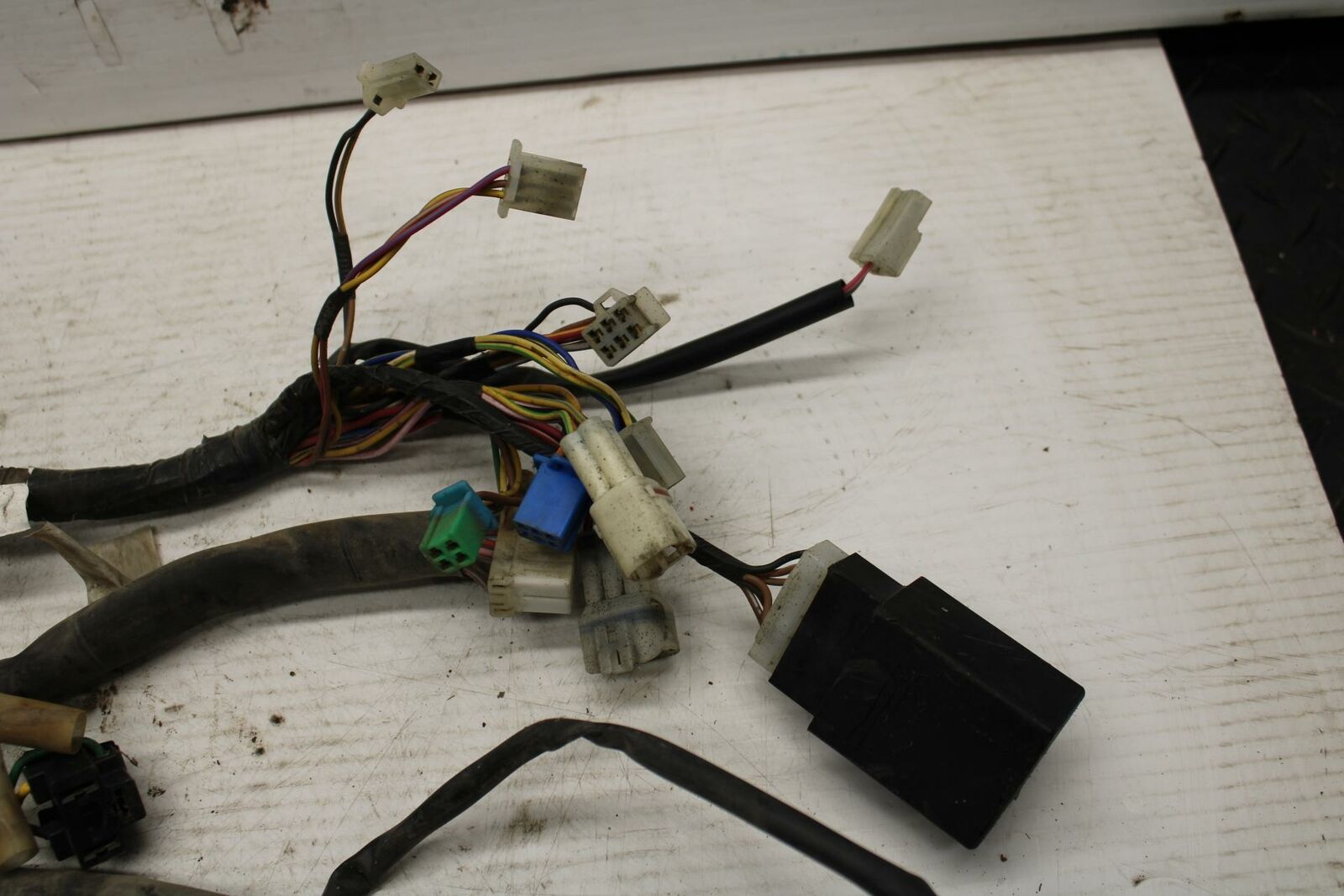 07-08 YAMAHA V STAR 1300 HEADLIGHT WIRE WIRING HARNESS LOOM BB303