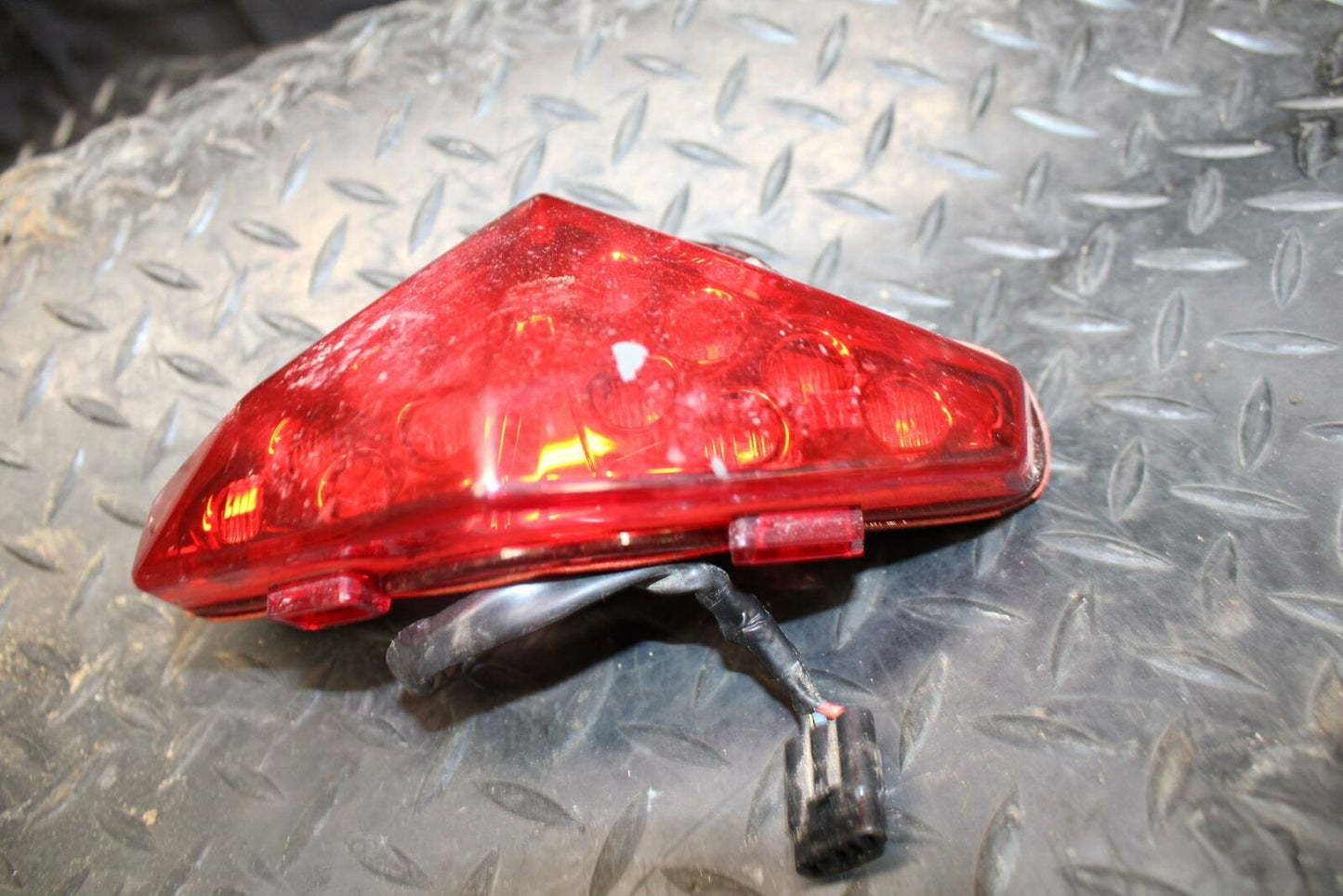 12-17 KAWASAKI NINJA 650 REAR TAIL TAILLIGHT BACK BRAKE LIGHT 23025-0307 BB211