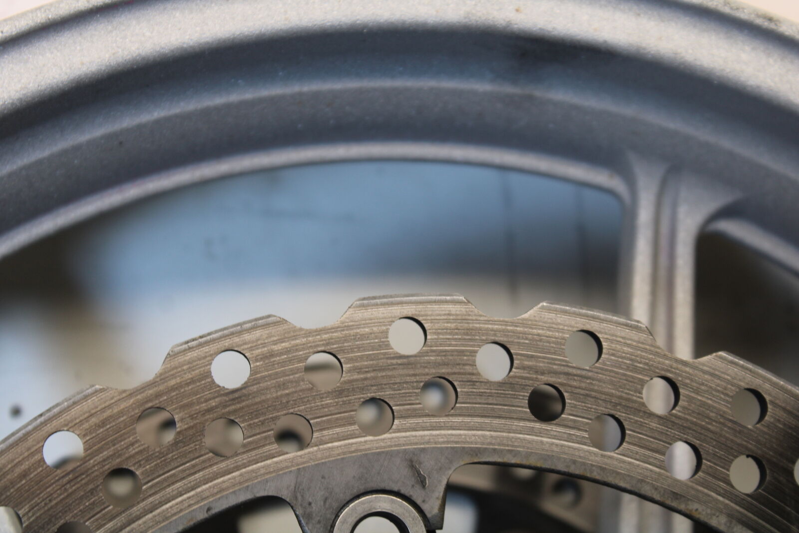 09-12 KAWASAKI NINJA ZX6R FRONT WHEEL AND LEFT RIGHT BRAKE ROTORS DISCS BB656