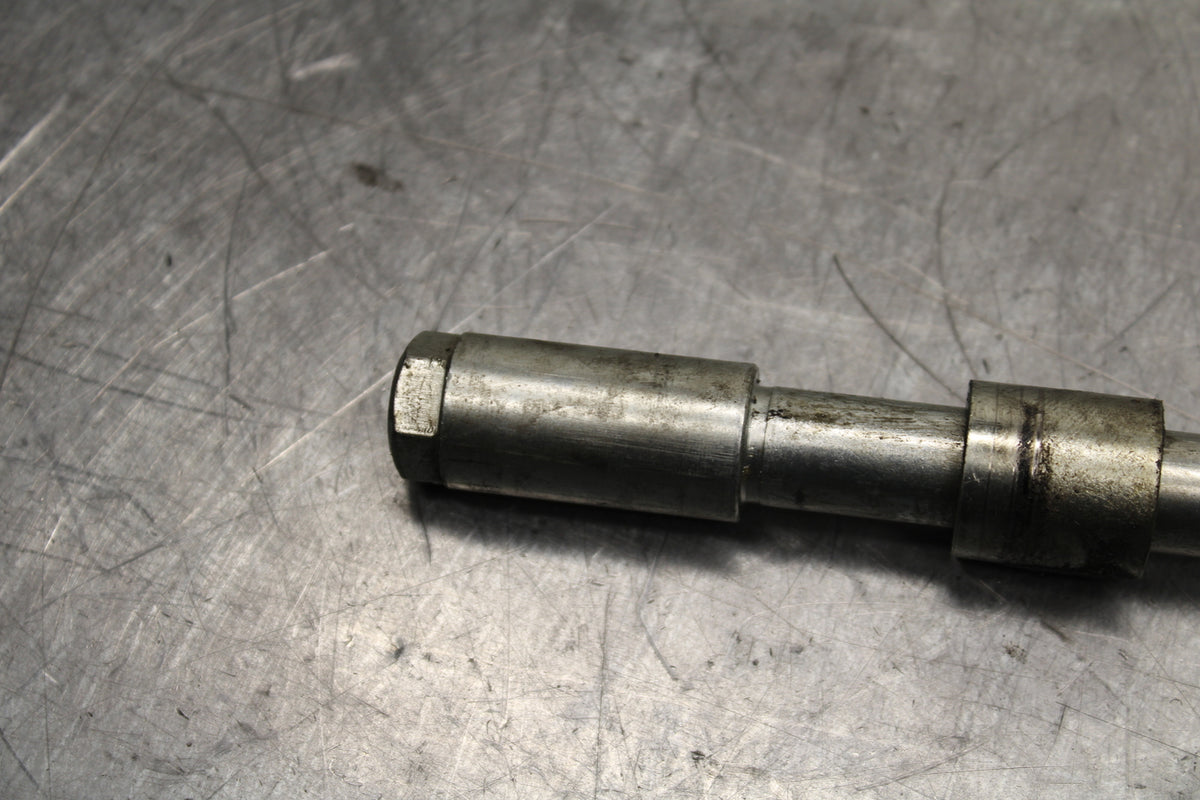 15-16 HONDA CB300F FRONT WHEEL RIM AXLE PIVOT BOLT BB740