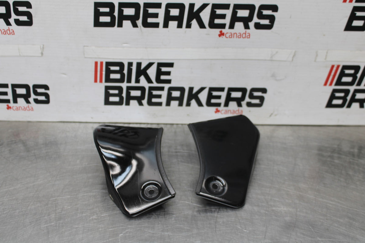 05-09 SUZUKI BOULEVARD C90 FRAME COVER COWL SET PAIR BB918