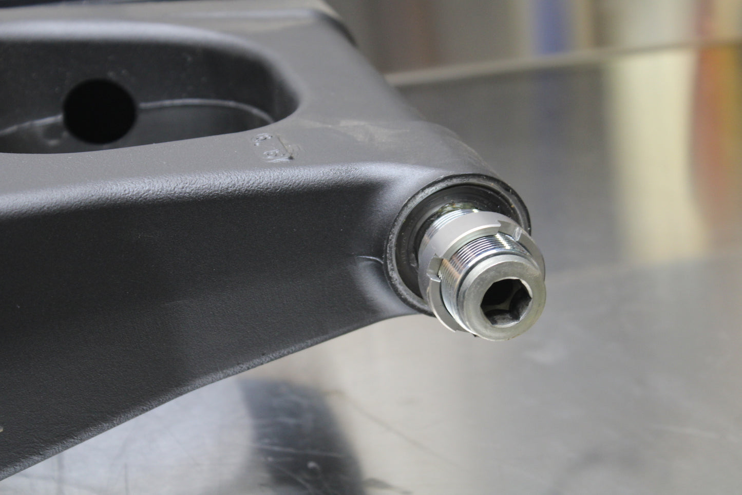 23-24 KAWASAKI NINJA ZX14R REAR SWINGARM BACK SUSPENSION SWING ARM BB141