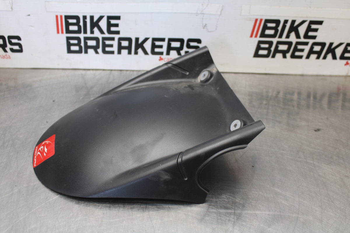 16 APRILIA TUONO V4 1100 REAR BACK WHEEL TIRE HUGGER FENDER BB905