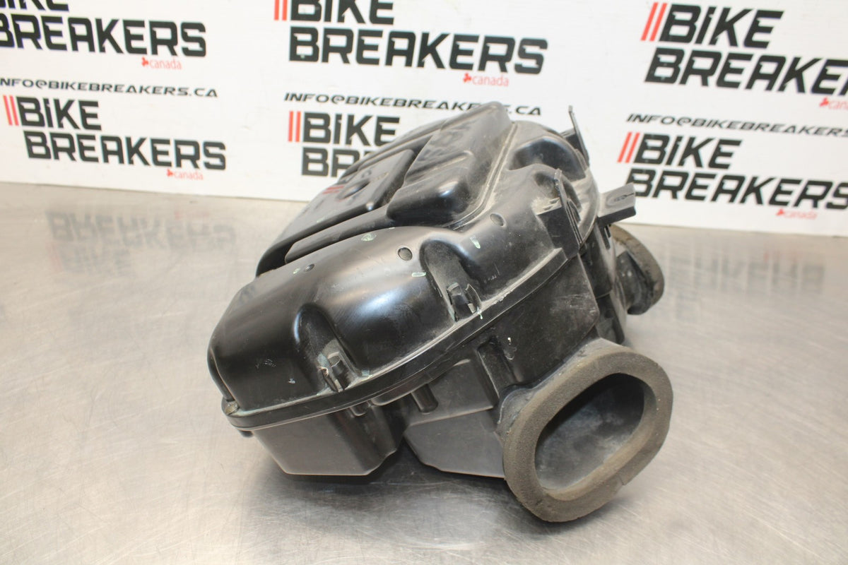 06-07 SUZUKI GSXR 600 AIRBOX AIR INTAKE FILTER BOX BB845