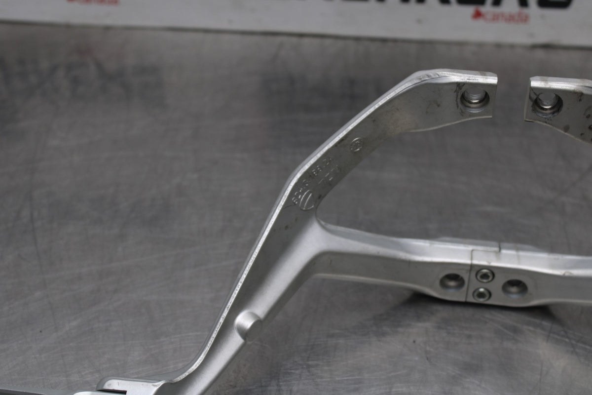 16 DUCATI 959 PANIGALE REAR BACK PASSENGER PEG SET PAIR BB912