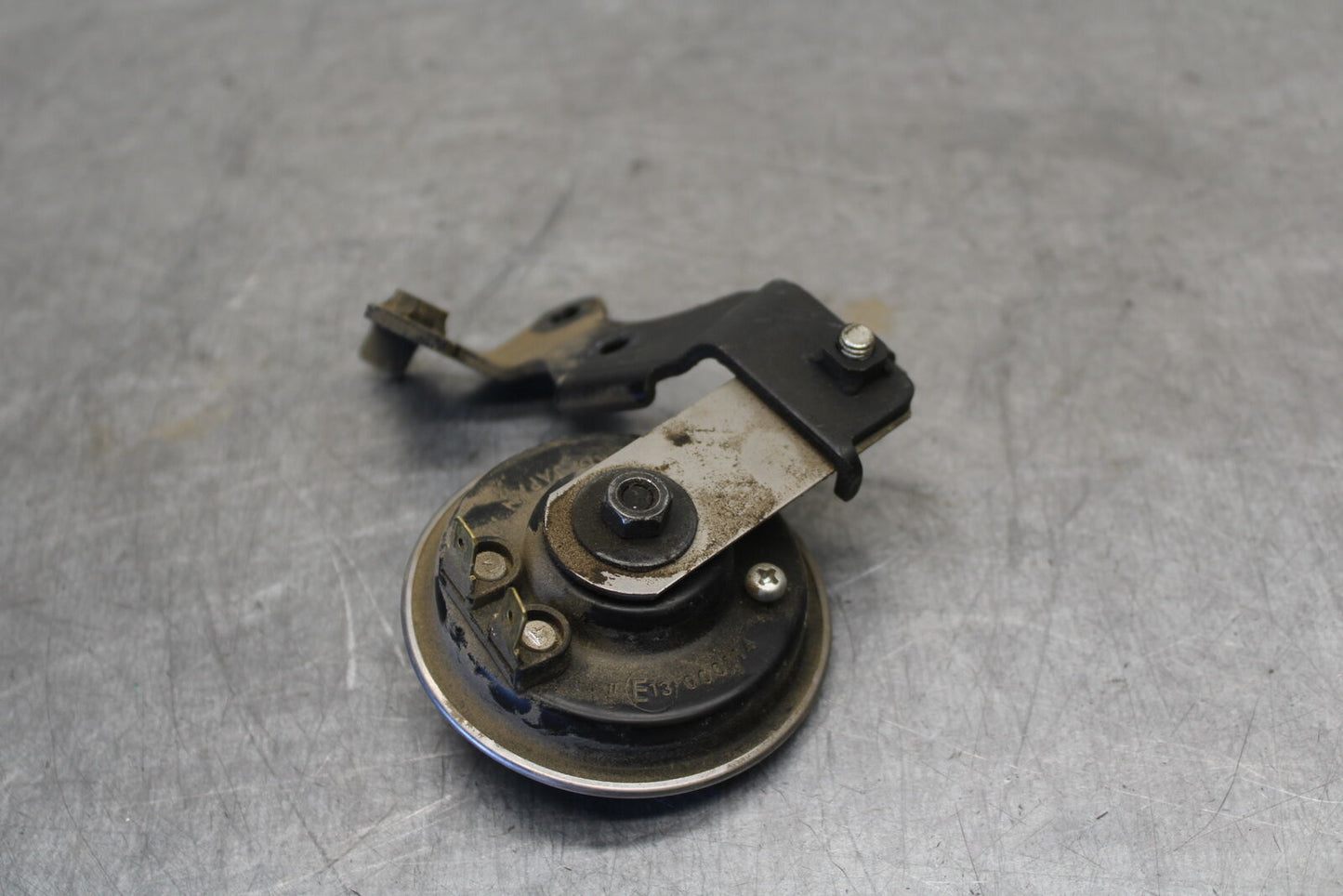 09-14 YAMAHA YZF R1 HORN SIGNAL 14B-83371-00-00 BB696