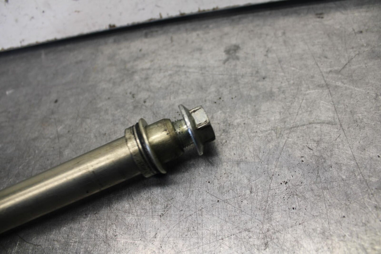 08-10 SUZUKI GSXR 600  FRONT WHEEL RIM AXLE PIVOT BOLT BB101