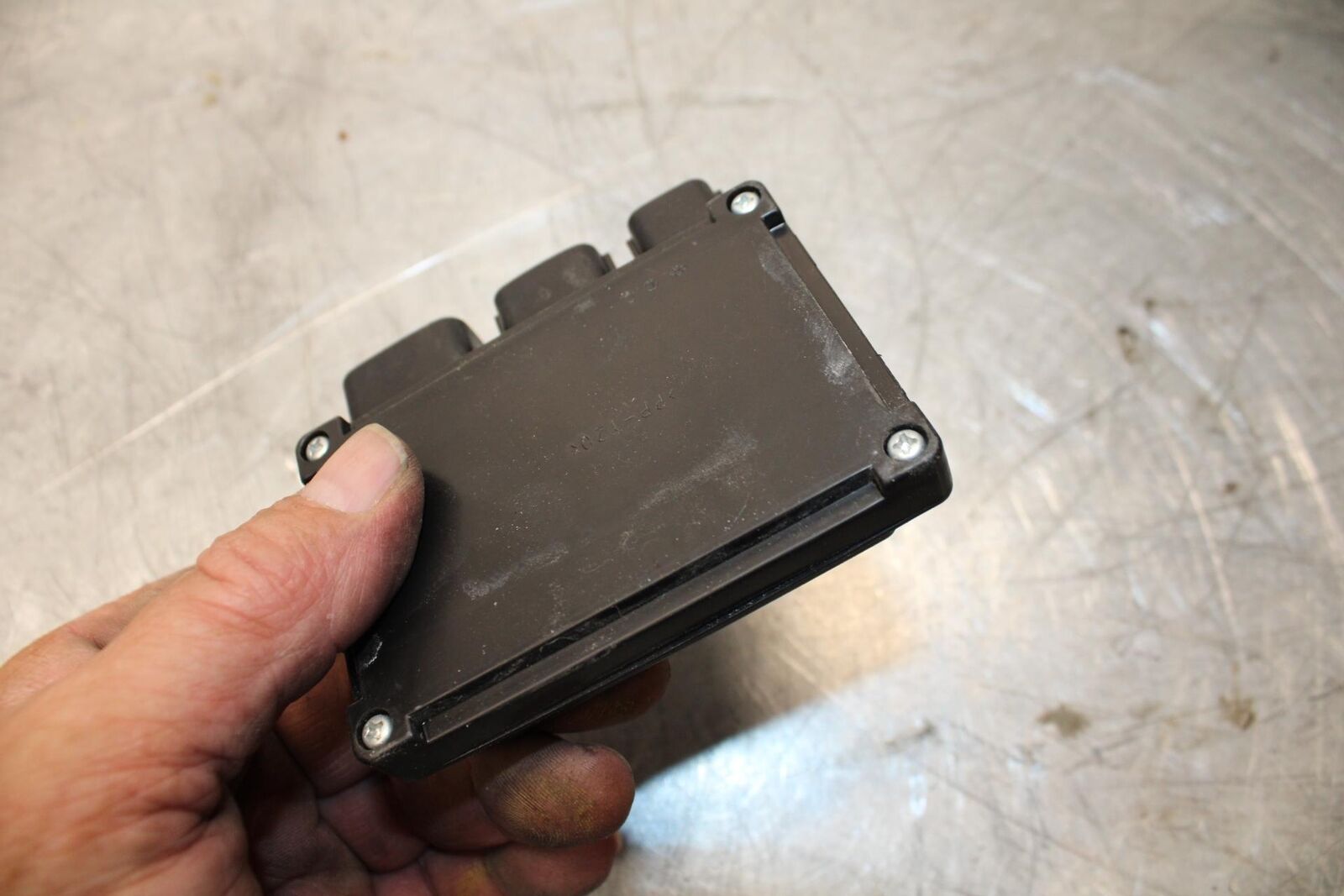 07-08 KAWASAKI CONCOURS 1400 ABS RELAY ASSEMBLY FUSE BOX BB449