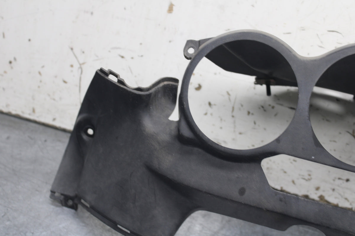 96-07 YAMAHA YZF600R FRONT INNER CENTER COWL FAIRING  BB746