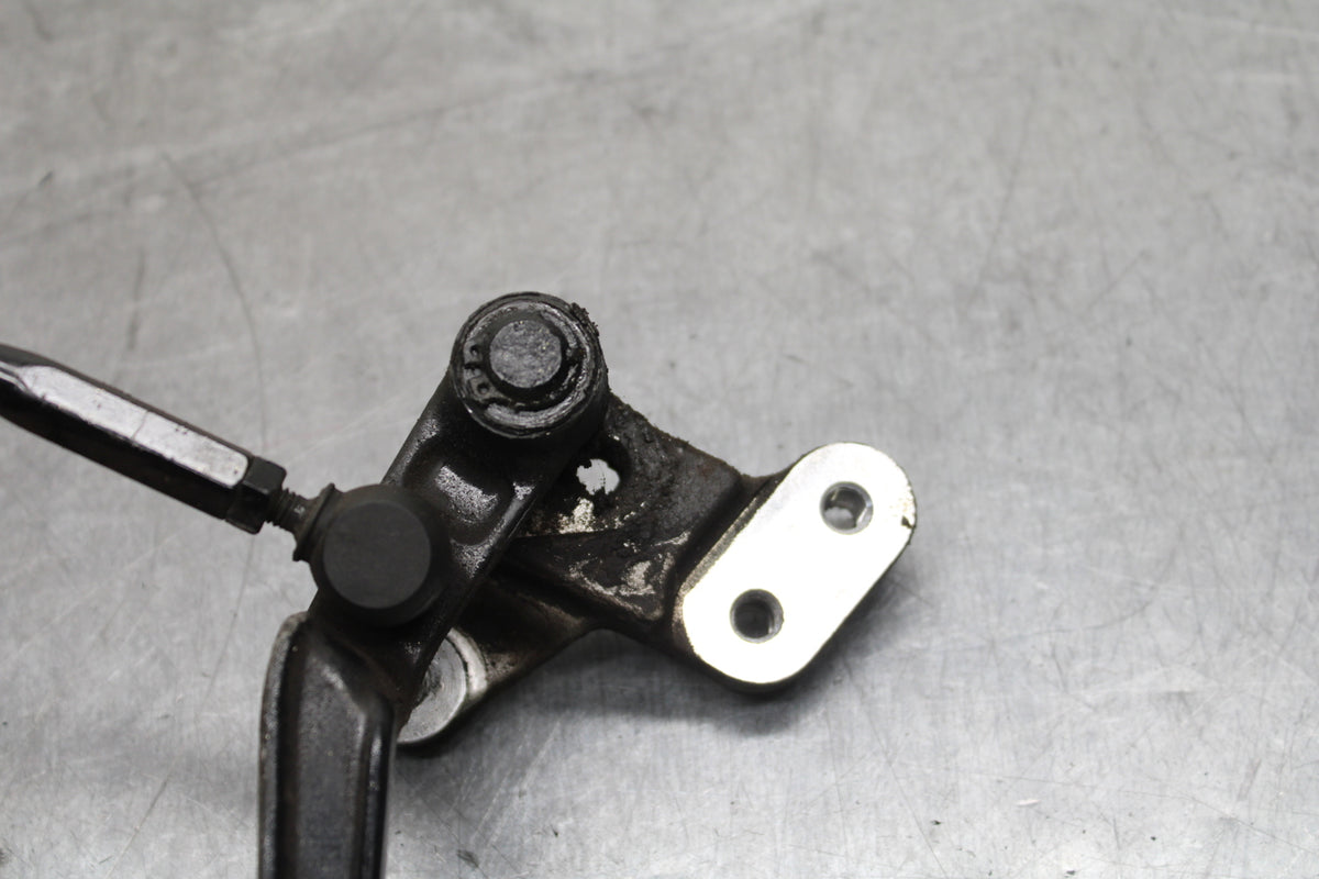 06-07 SUZUKI GSXR 600 SHIFTER LINKAGE SHIFT LINK PEDAL BB737