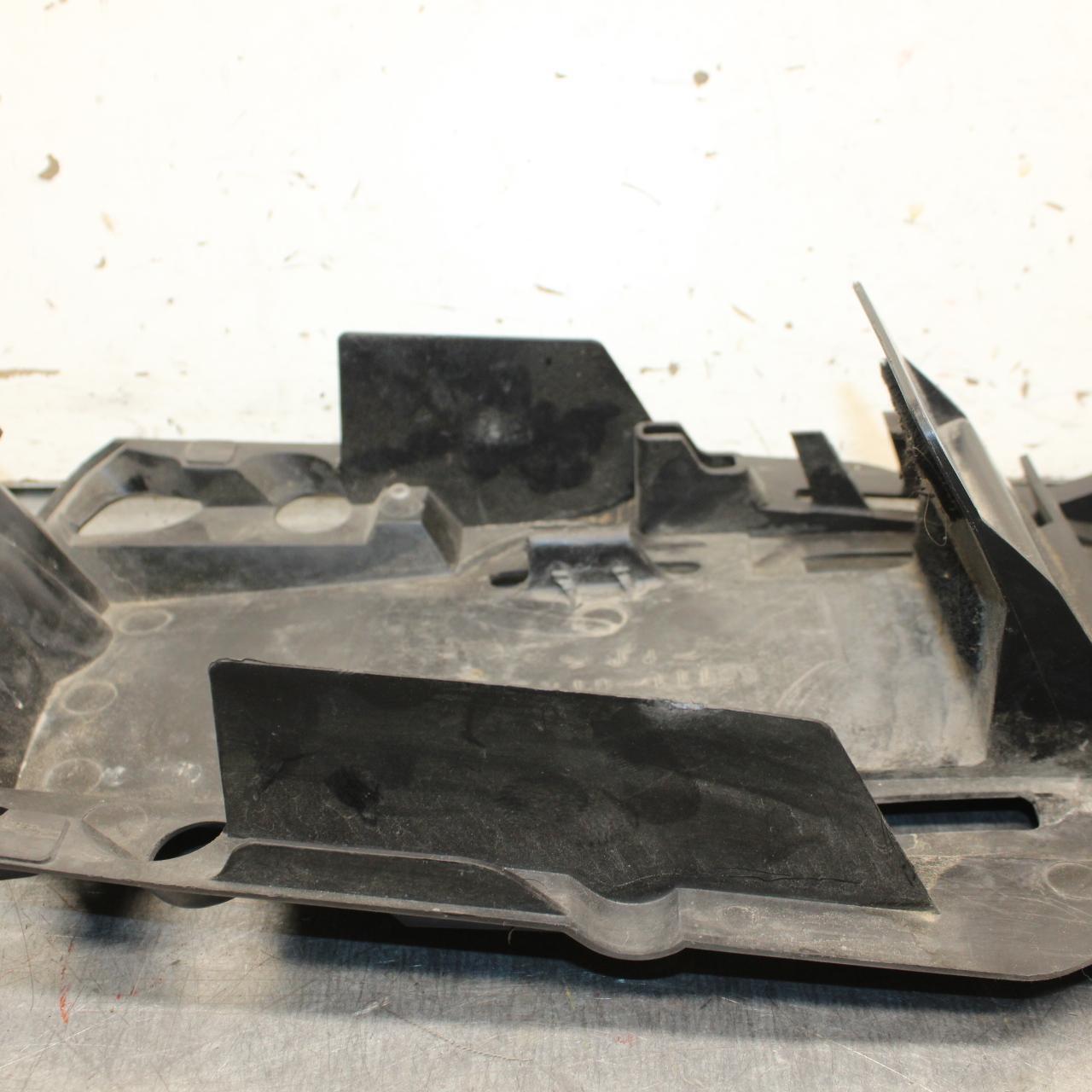 06-07 SUZUKI GSXR750 REAR BACK TAIL UNDERTAIL BATTERY TRAY PLASTIC BB645