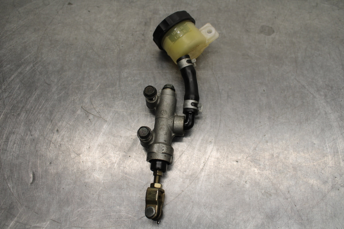 05-08 KAWASAKI VULCAN 1500 VN1500N CLASSIC REAR BACK BRAKE MASTER CYLINDER BB133