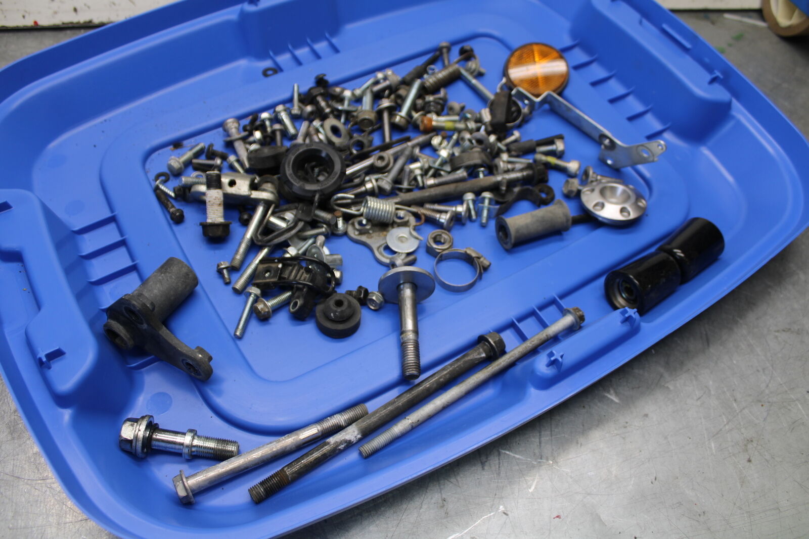 12-17 KAWASAKI ER-6N Z650 MOUNTING BOLTS HARDWARE MOTOR SCREWS BB709