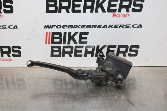 16 YAMAHA XSR900 FRONT BRAKE MASTER CYLINDER w/ LEVER BB786